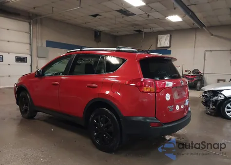 2015 Toyota Rav4 Le z USA, uszkodzony, nr VIN 2T3BFREV5FW291406